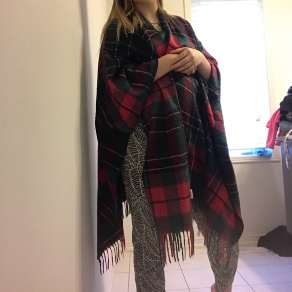 Plaid Blanket scarf - Picture 4 of 4
